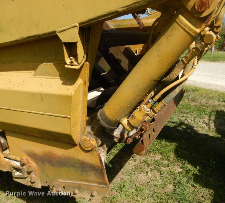 image for item GB9932 1997 Caterpillar 613C elevating scraper