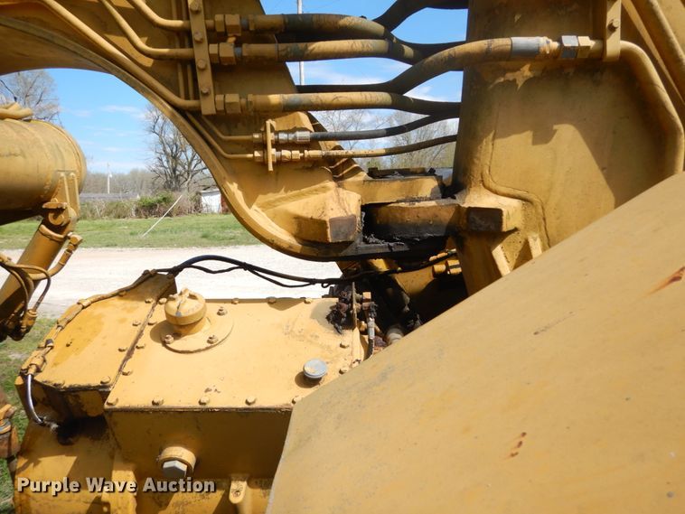 image for item GB9932 1997 Caterpillar 613C elevating scraper