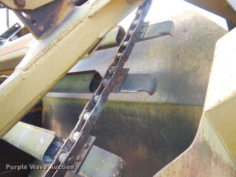 image for item GB9932 1997 Caterpillar 613C elevating scraper