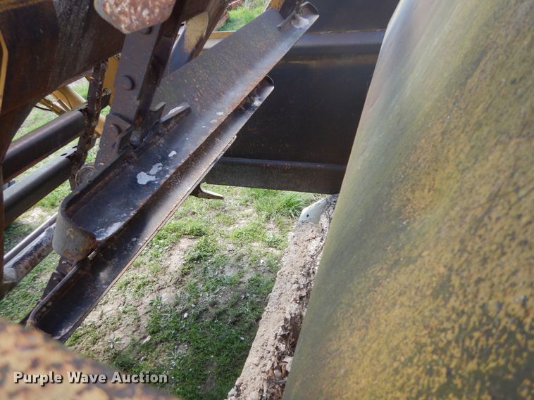 image for item GB9932 1997 Caterpillar 613C elevating scraper