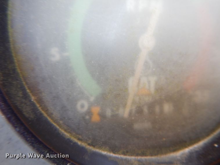 image for item GB9932 1997 Caterpillar 613C elevating scraper