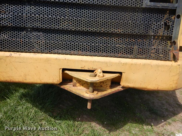 image for item GB9932 1997 Caterpillar 613C elevating scraper