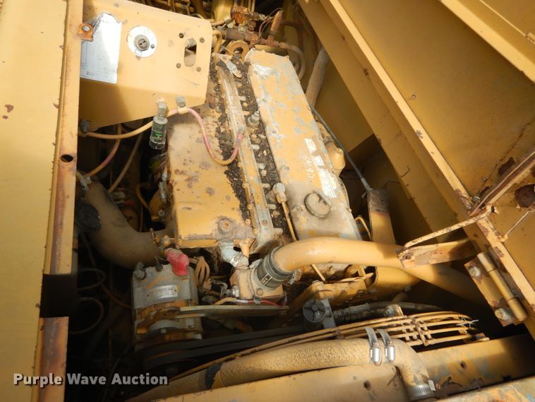 image for item GB9932 1997 Caterpillar 613C elevating scraper