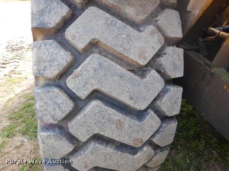 image for item GB9932 1997 Caterpillar 613C elevating scraper