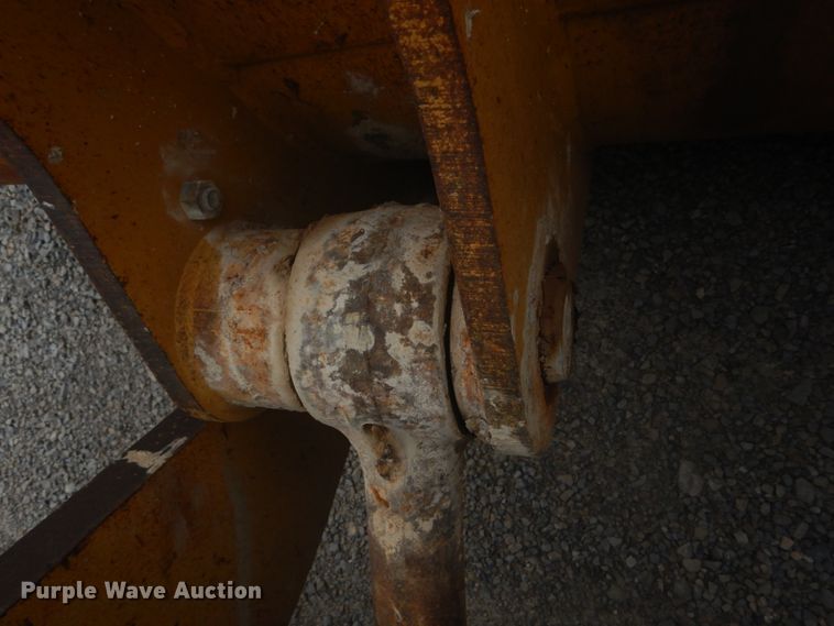 image for item GB9935 1994 Caterpillar 980F  wheel loader