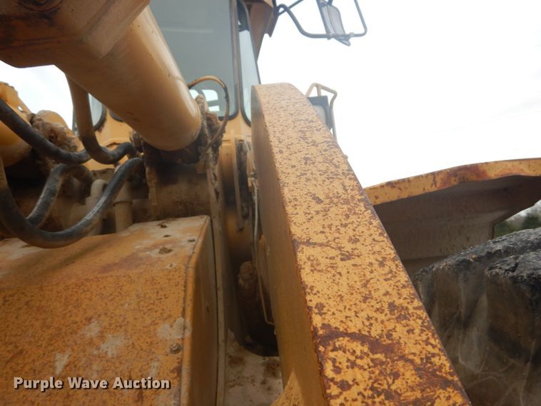 image for item GB9935 1994 Caterpillar 980F  wheel loader