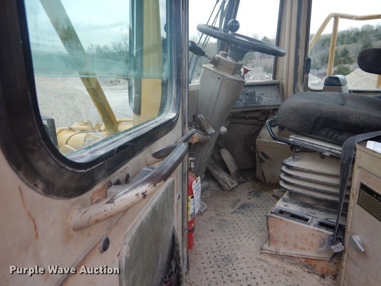 image for item GB9935 1994 Caterpillar 980F  wheel loader