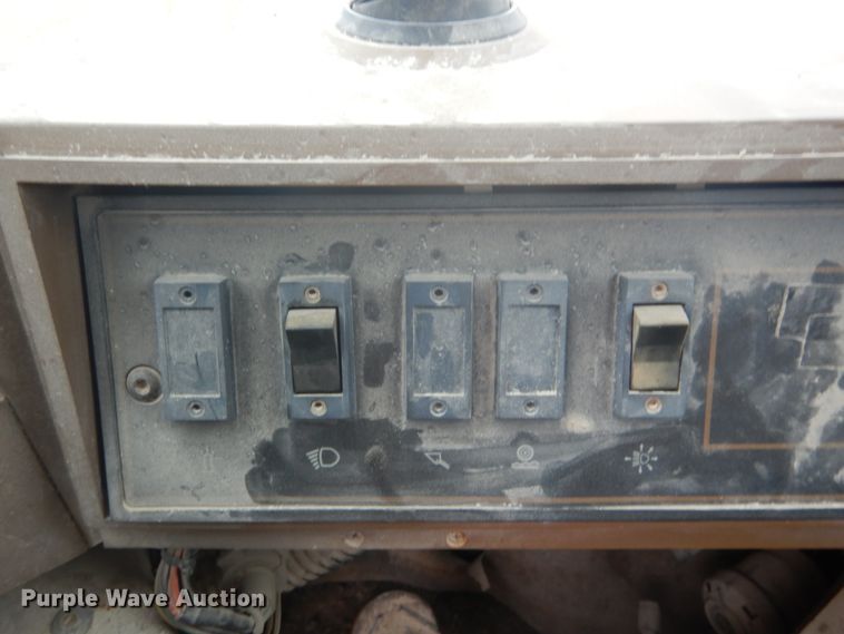 image for item GB9935 1994 Caterpillar 980F  wheel loader