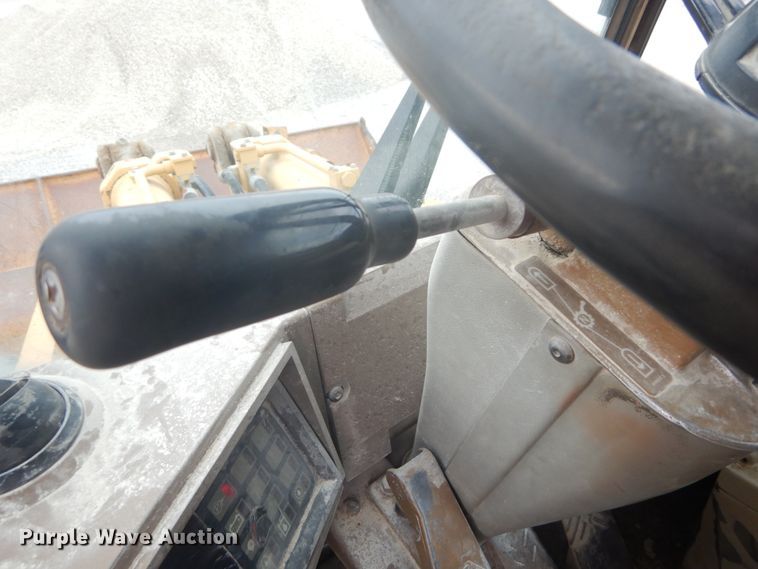 image for item GB9935 1994 Caterpillar 980F  wheel loader