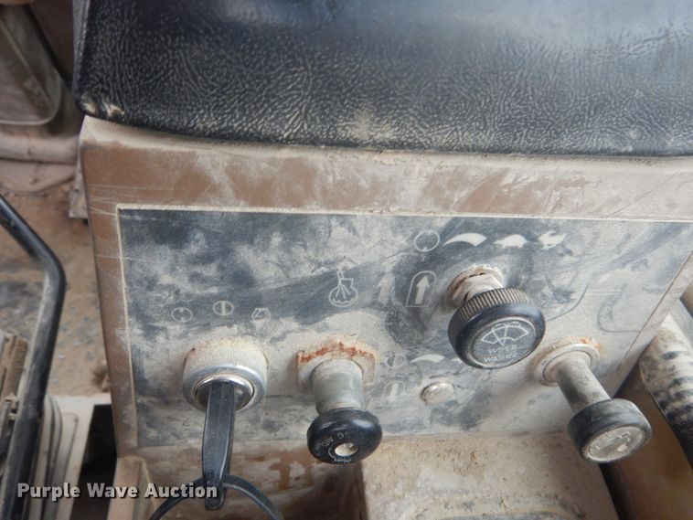 image for item GB9935 1994 Caterpillar 980F  wheel loader