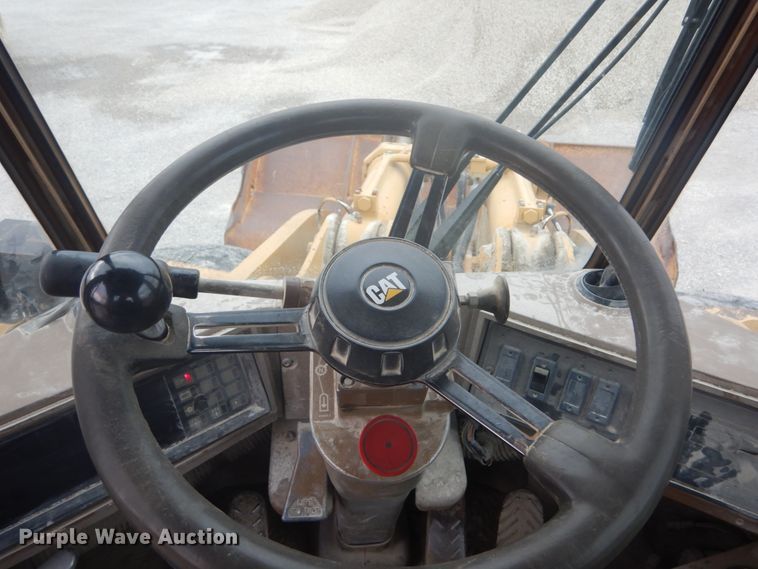 image for item GB9935 1994 Caterpillar 980F  wheel loader