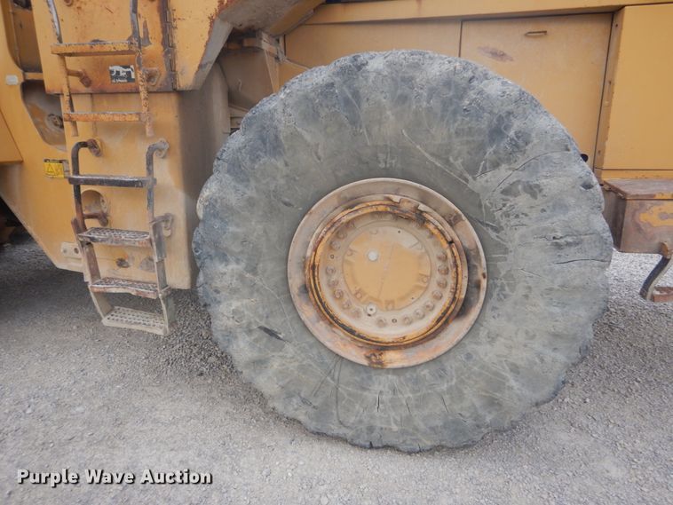 image for item GB9935 1994 Caterpillar 980F  wheel loader