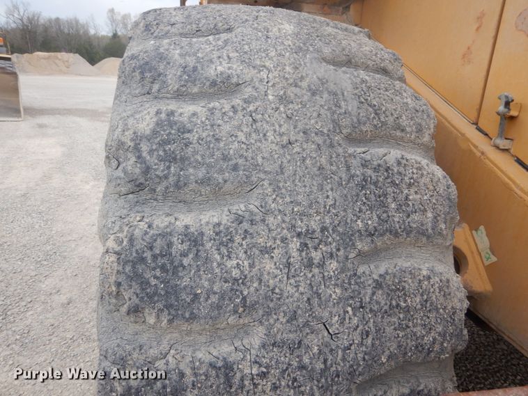 image for item GB9935 1994 Caterpillar 980F  wheel loader