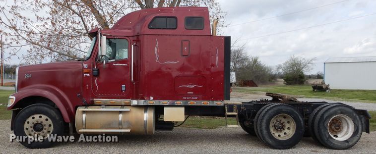 image for item GK9102 2006 International 9900i semi truck