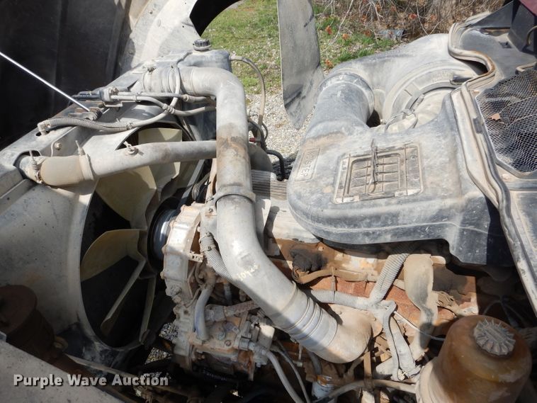 image for item GK9102 2006 International 9900i semi truck