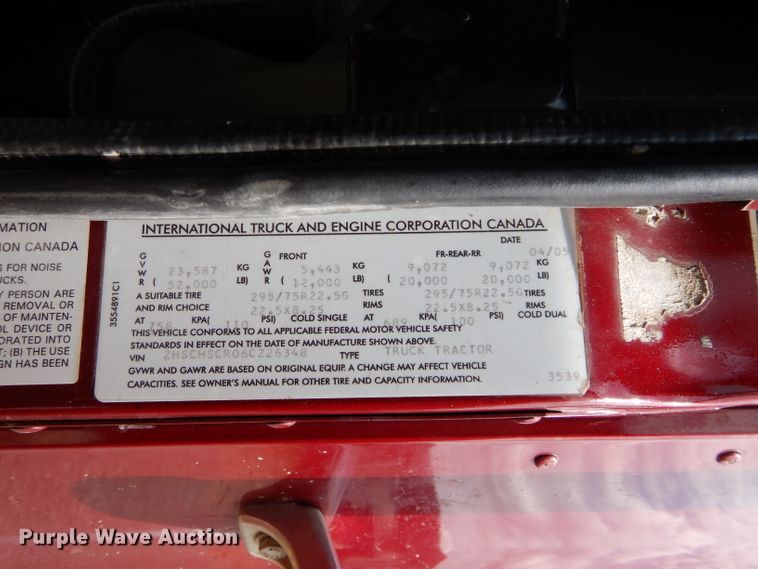 image for item GK9102 2006 International 9900i semi truck