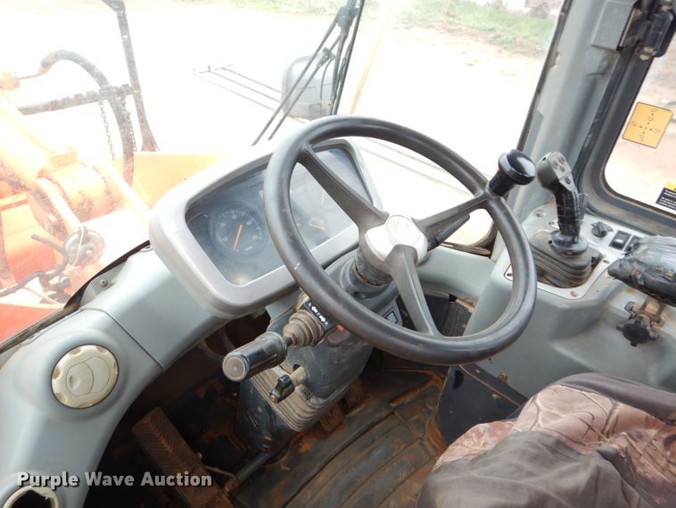 image for item GK9134 2011 Doosan DL220  wheel loader