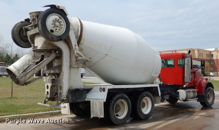 image for item GK9138 2007 Kenworth W900 ready mix truck