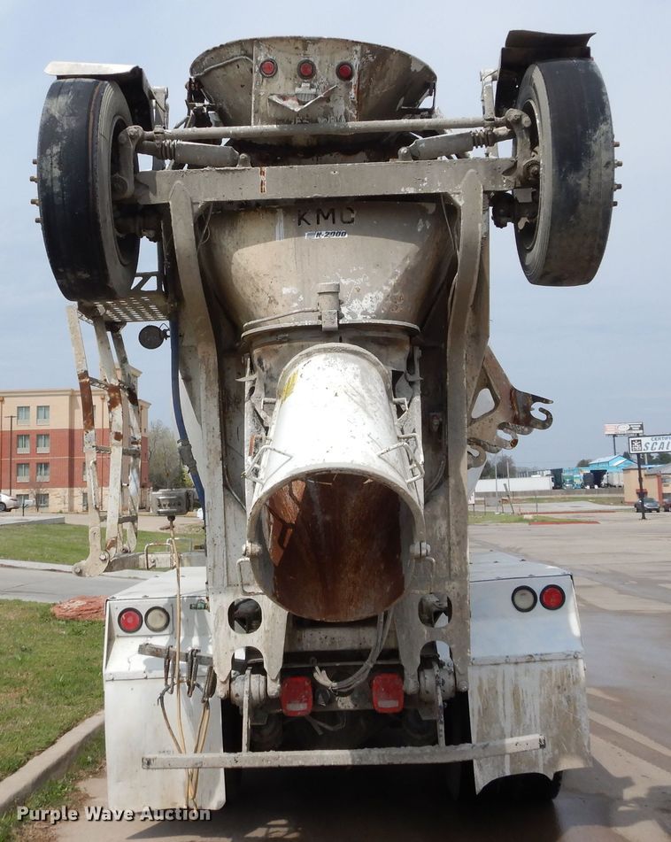 image for item GK9138 2007 Kenworth W900 ready mix truck