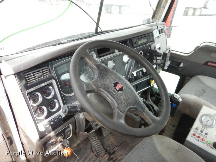 image for item GK9138 2007 Kenworth W900 ready mix truck