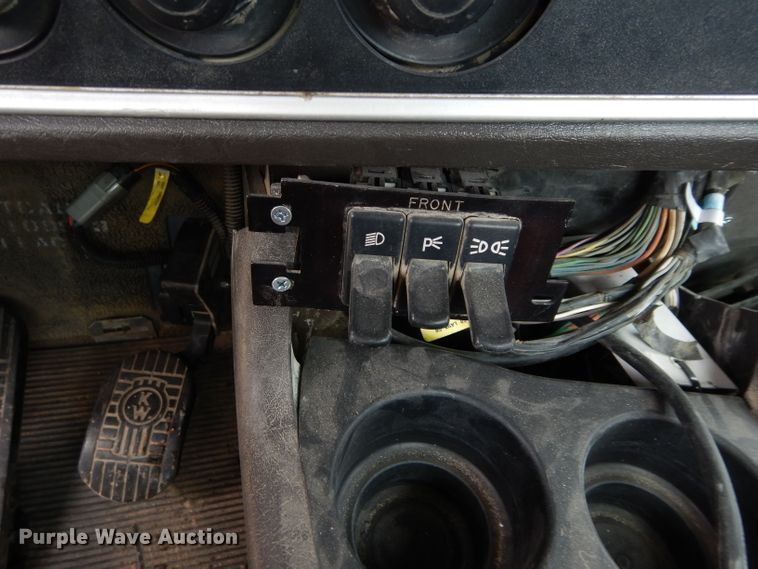 image for item GK9138 2007 Kenworth W900 ready mix truck