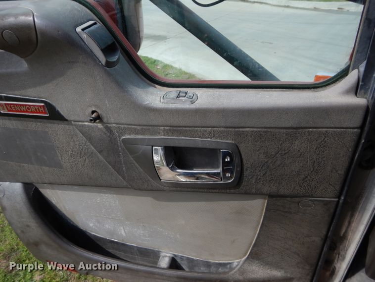 image for item GK9138 2007 Kenworth W900 ready mix truck