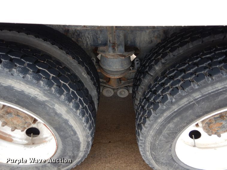 image for item GK9138 2007 Kenworth W900 ready mix truck