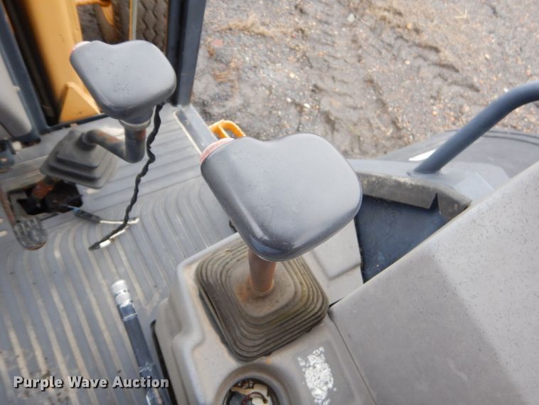 image for item GP9024 Ford 555D  backhoe