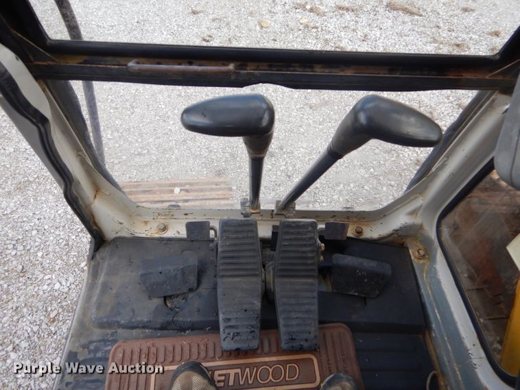 image for item GP9025 1996 Kobelco SK150LC excavator