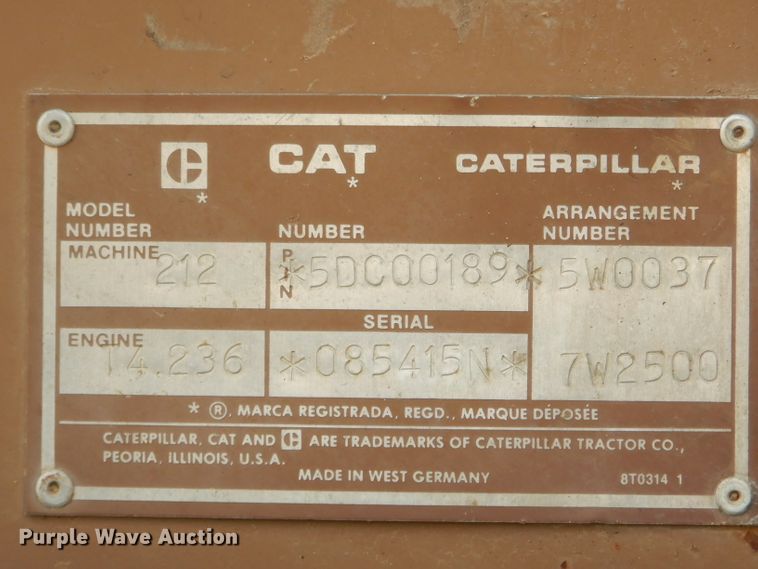 image for item GP9029 1986 Caterpillar 212 rubber tired excavator