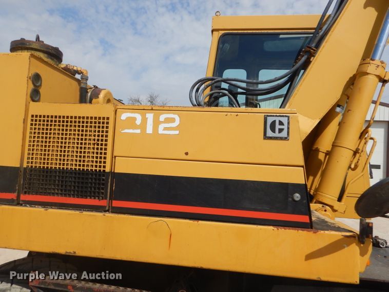 image for item GP9029 1986 Caterpillar 212 rubber tired excavator