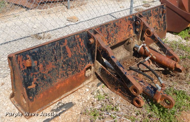 image for item GP9029 1986 Caterpillar 212 rubber tired excavator