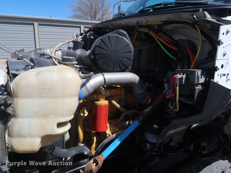 image for item GS9838 2007 Ford F650 Super Duty XLT utility bed truck with crane