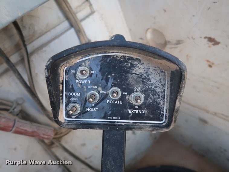 image for item GS9838 2007 Ford F650 Super Duty XLT utility bed truck with crane