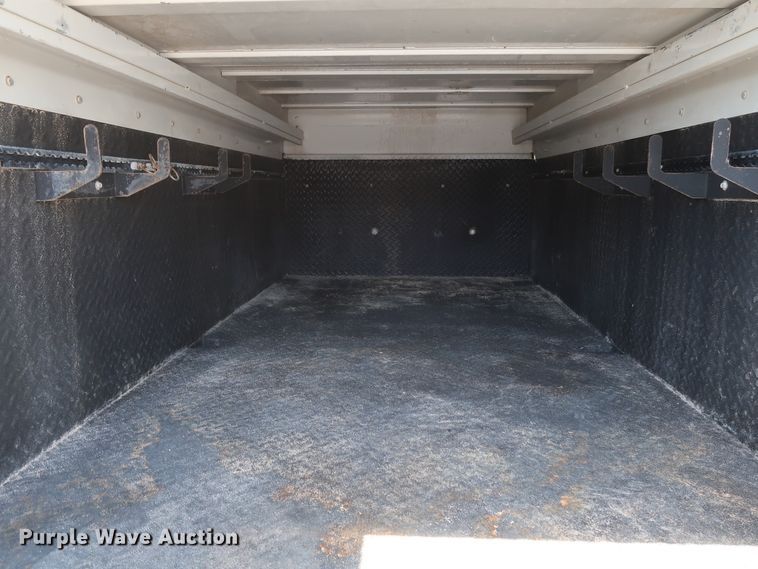 image for item GS9838 2007 Ford F650 Super Duty XLT utility bed truck with crane