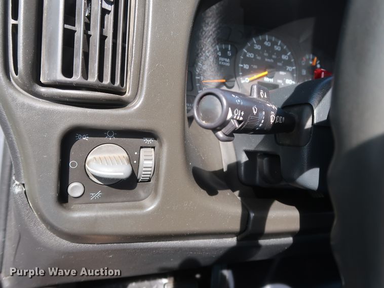 image for item GS9839 2009 GMC C5500 service truck with crane