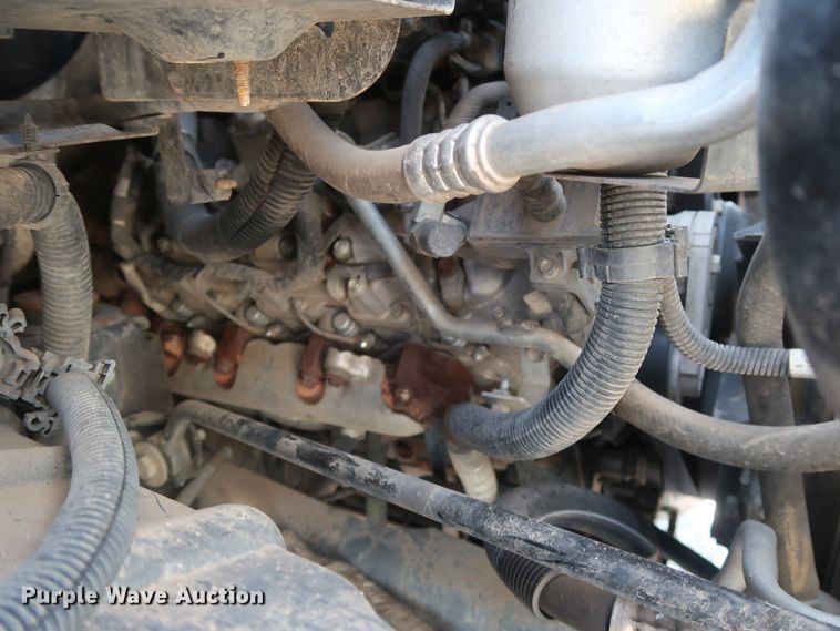 image for item GS9839 2009 GMC C5500 service truck with crane