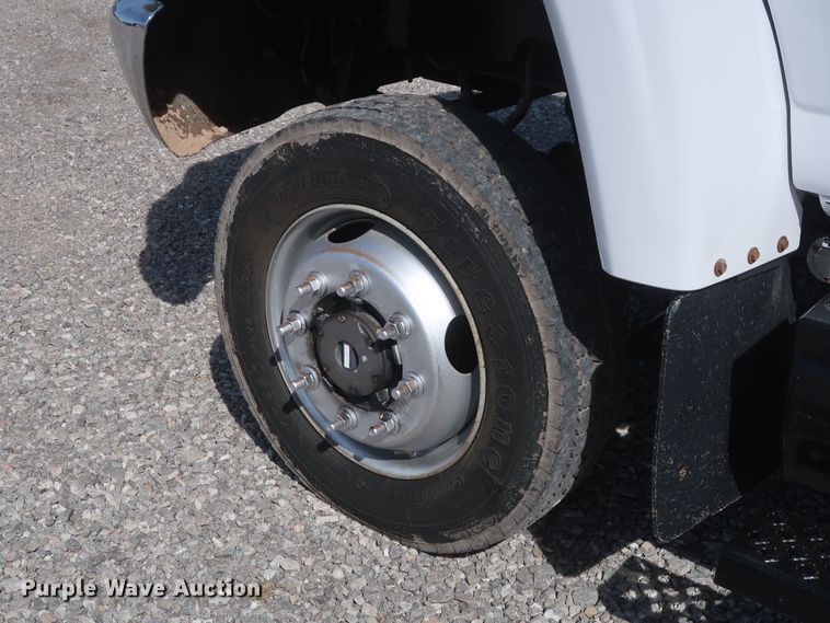 image for item GS9839 2009 GMC C5500 service truck with crane