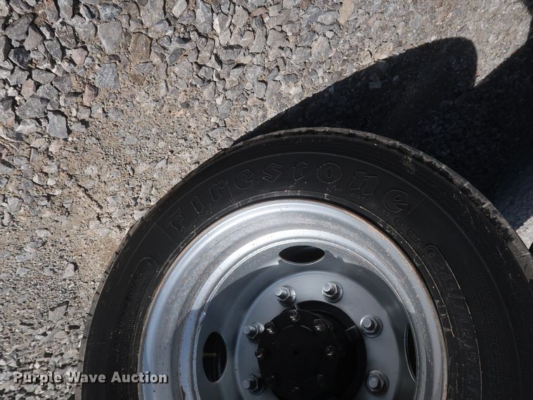 image for item GS9839 2009 GMC C5500 service truck with crane