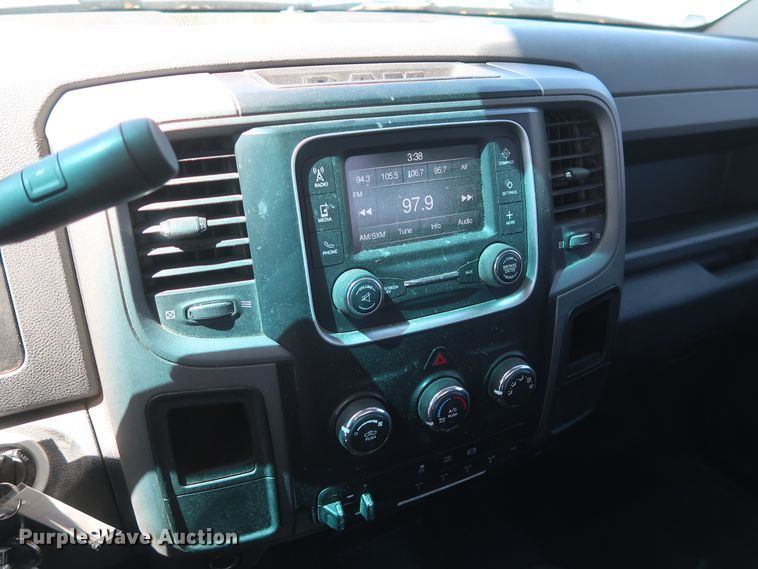 image for item GS9845 2014 Dodge Ram 5500HD bucket truck