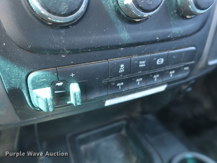 image for item GS9845 2014 Dodge Ram 5500HD bucket truck