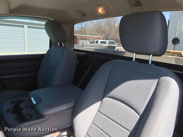 image for item GS9845 2014 Dodge Ram 5500HD bucket truck