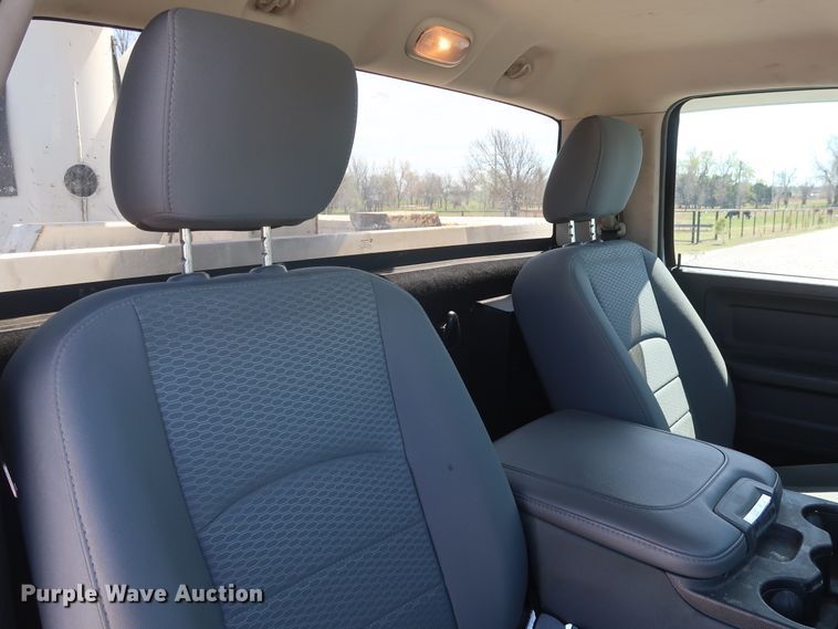 image for item GS9845 2014 Dodge Ram 5500HD bucket truck