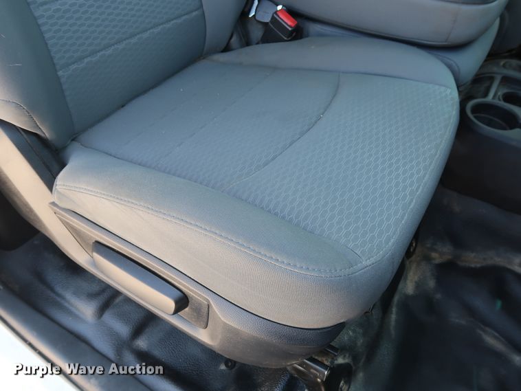 image for item GS9845 2014 Dodge Ram 5500HD bucket truck