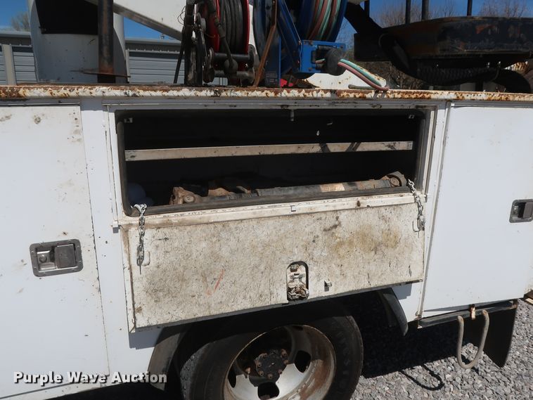 image for item GS9845 2014 Dodge Ram 5500HD bucket truck