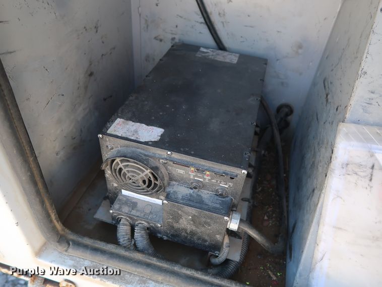 image for item GS9845 2014 Dodge Ram 5500HD bucket truck