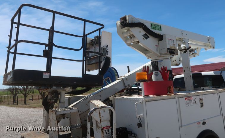 image for item GS9845 2014 Dodge Ram 5500HD bucket truck