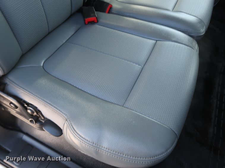 image for item GS9846 2013 Ford F550 Super Duty XL Crew Cab utility bed truck with crane