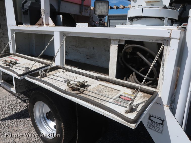 image for item GS9846 2013 Ford F550 Super Duty XL Crew Cab utility bed truck with crane