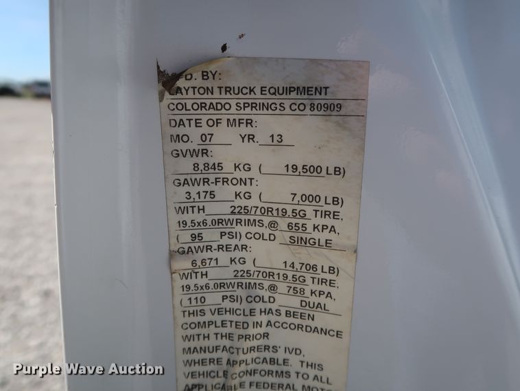 image for item GS9846 2013 Ford F550 Super Duty XL Crew Cab utility bed truck with crane